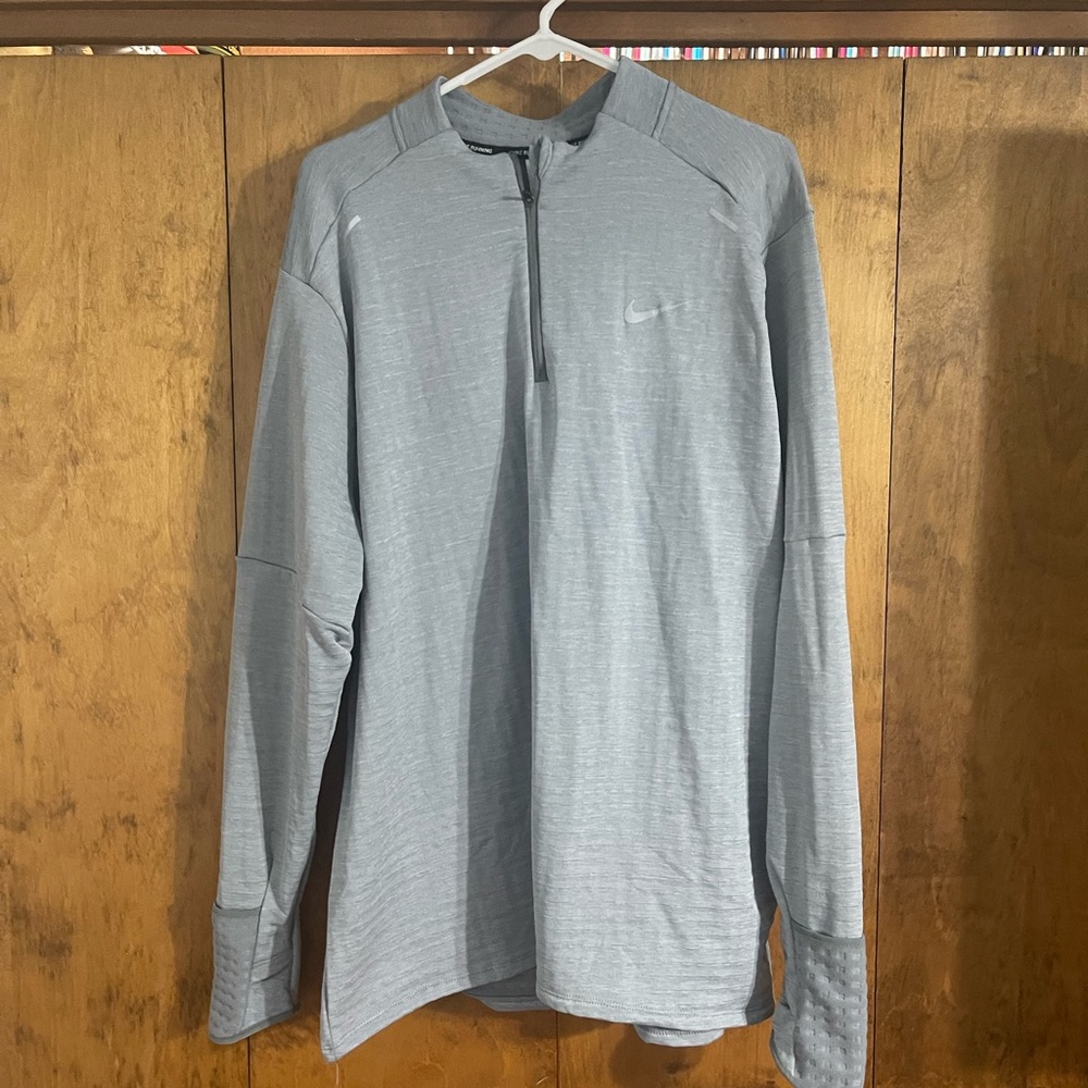 Nike Therma Fit